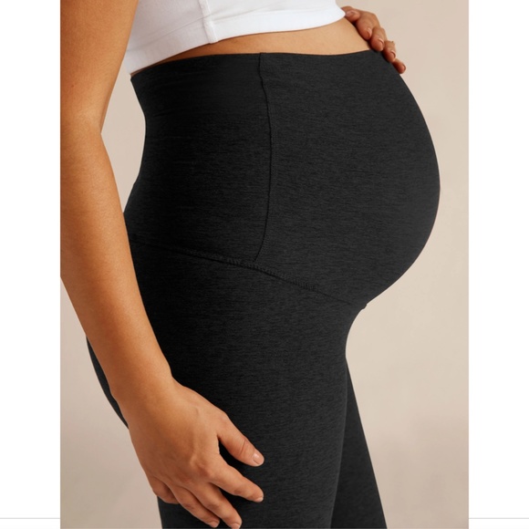 NWT Beyond Yoga [ Small ] Spacedye Love the Bump Capri Maternity Leggings Darkes - Picture 14 of 14